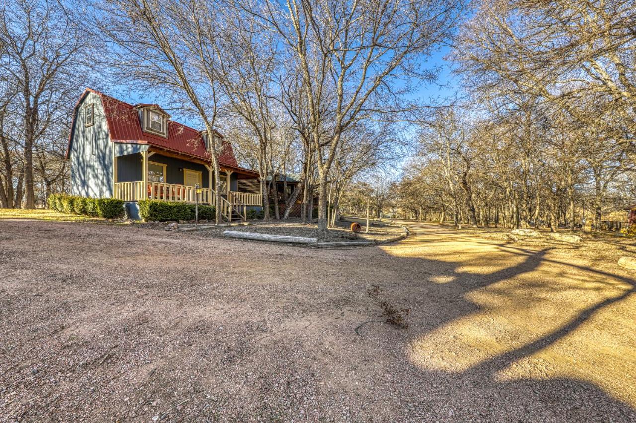 The Olive @ Mendelbaum Winery Guest Cabins Hotel Fredericksburg Exterior foto
